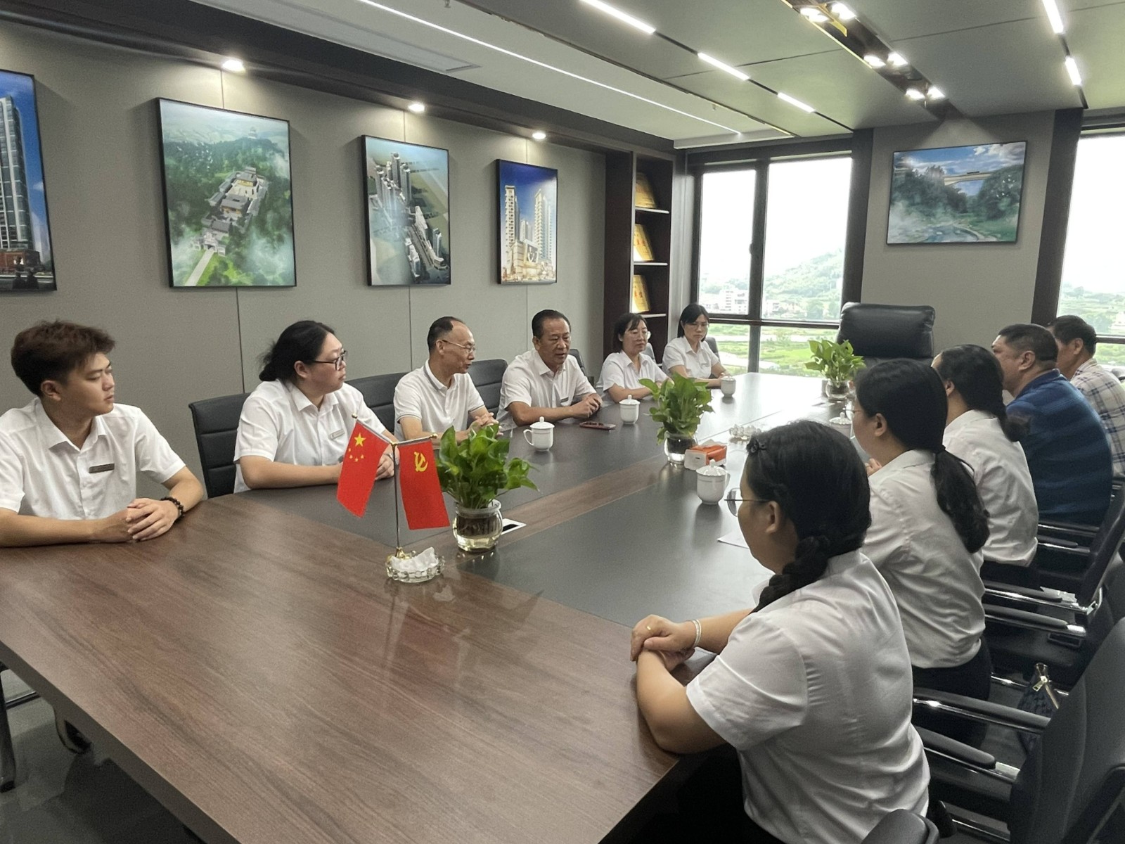 松溪縣人民法院深入企業(yè)，提供貼心指導助力企業(yè)發(fā)展