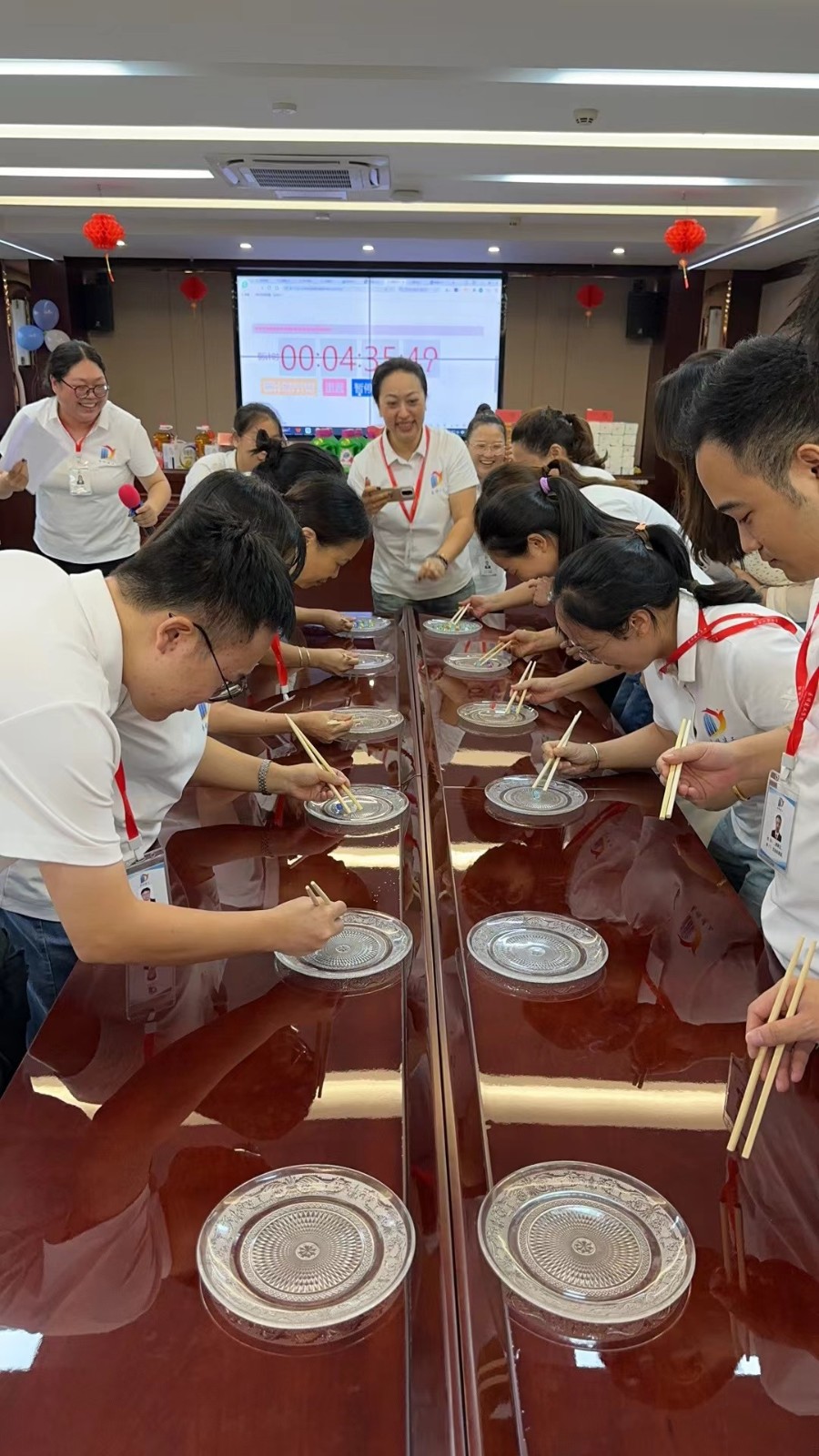 “易聚中秋團(tuán)圓意，順啟事業(yè)新篇章”易順建工集團(tuán)2024年中秋活動(dòng)圓滿舉行