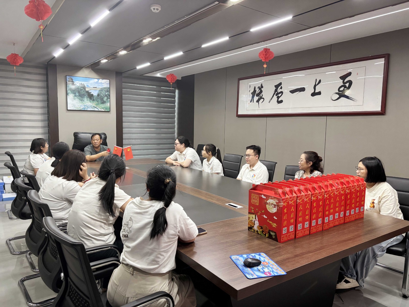 中秋情意濃：易順建工全員歡聚，以溫情書寫共成長篇章?